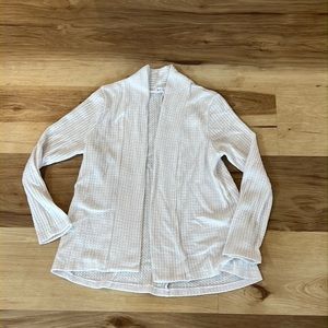 Super cute girls sweater. Size m-7/8